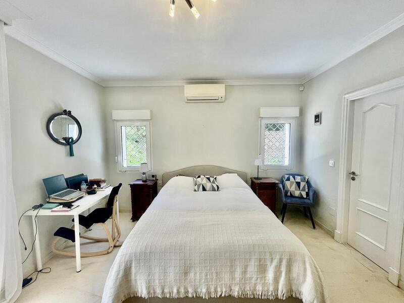 5 bedroom Villa for sale