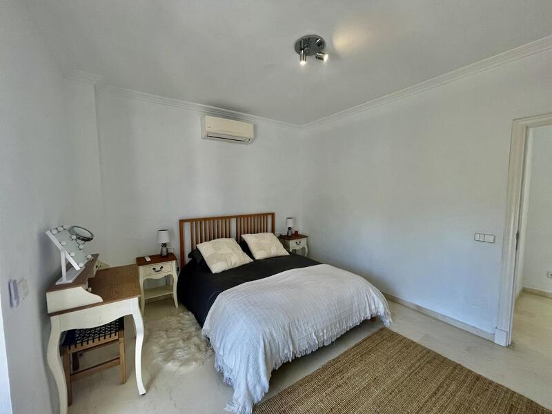 5 bedroom Villa for sale