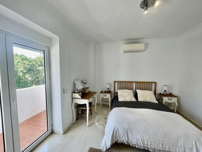 5 bedroom Villa for sale