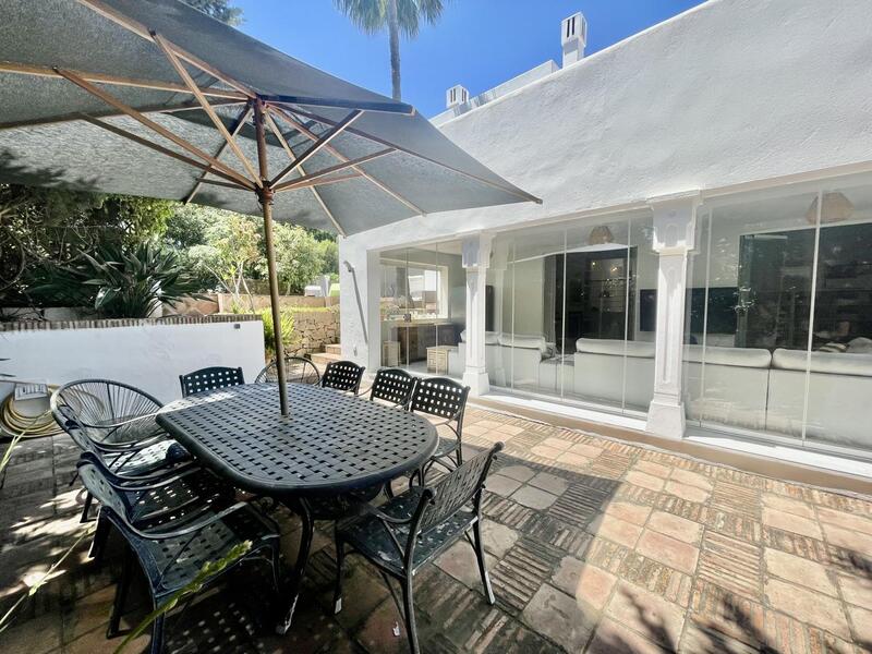 5 bedroom Villa for sale