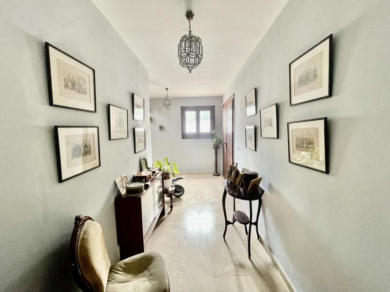 7 bedroom Country House for sale