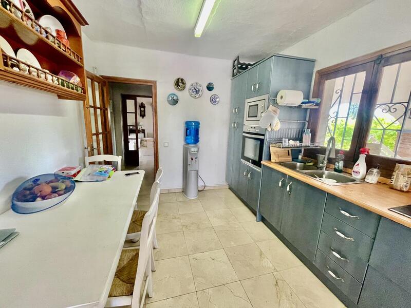 7 bedroom Country House for sale