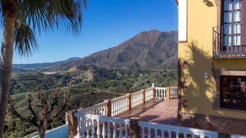 6 bedroom Country House for sale