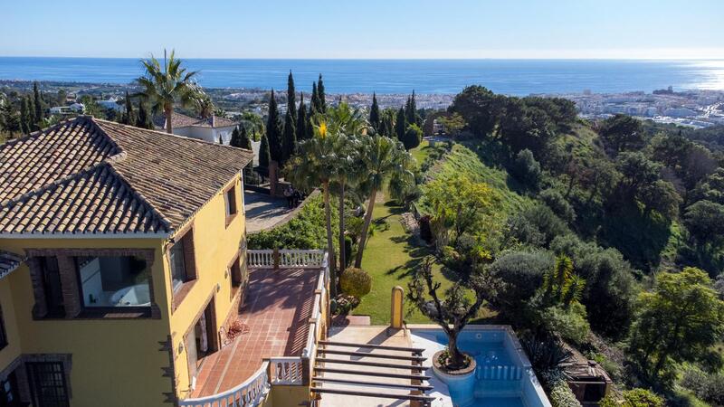 6 bedroom Country House for sale