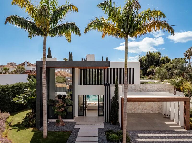 5 bedroom Villa for sale