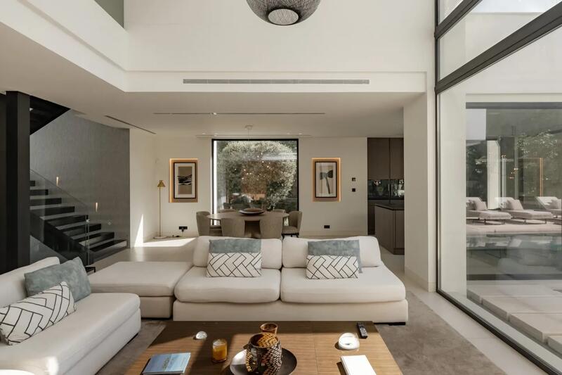 5 bedroom Villa for sale