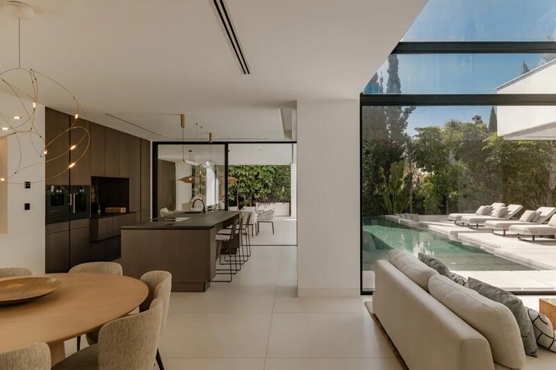 5 bedroom Villa for sale