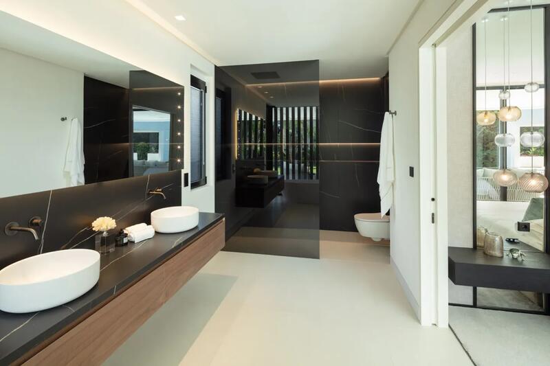 5 bedroom Villa for sale