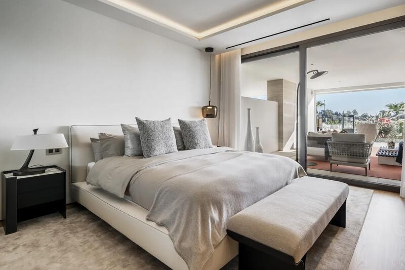 5 bedroom Duplex for sale
