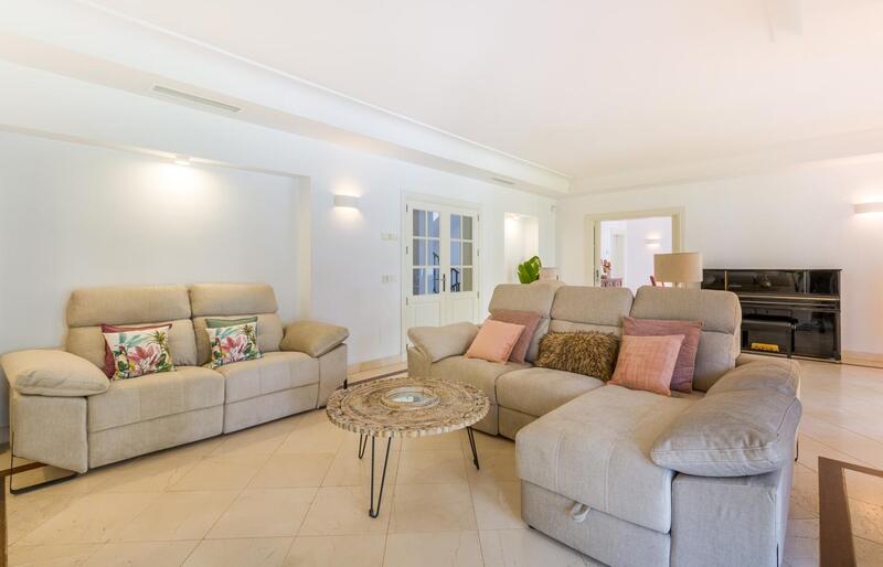 6 Schlafzimmer Villa zu verkaufen