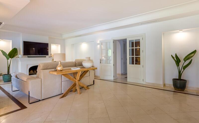 6 Schlafzimmer Villa zu verkaufen