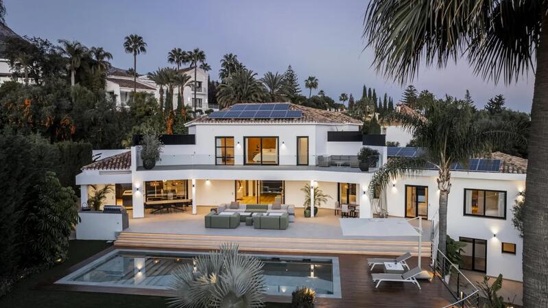 Villa à vendre dans Marbella, Málaga