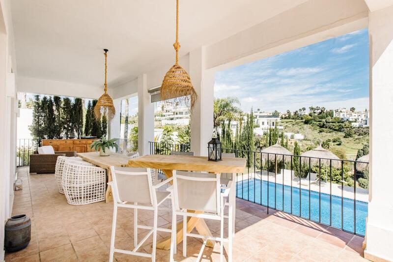 Villa til salg i Estepona, Málaga