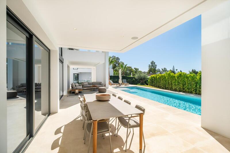 6 Cuarto Villa en venta