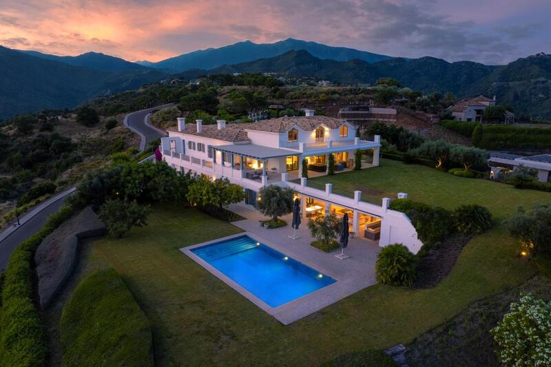 Villa till salu i Benahavis, Málaga