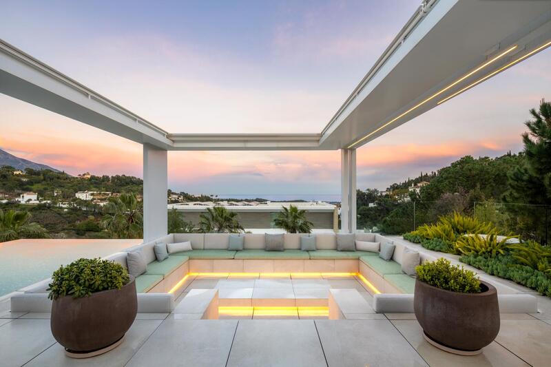 8 bedroom Villa for sale