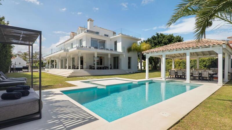 Villa en venta en Marbella, Málaga