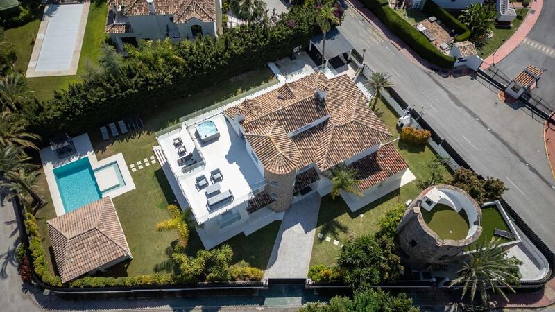 8 Cuarto Villa en venta