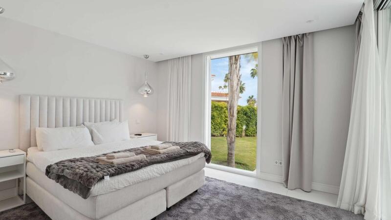 8 Cuarto Villa en venta