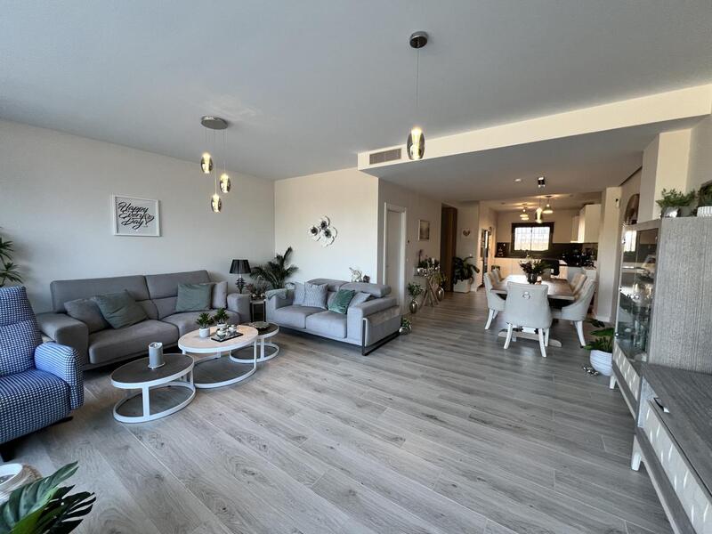 4 Schlafzimmer Villa zu verkaufen