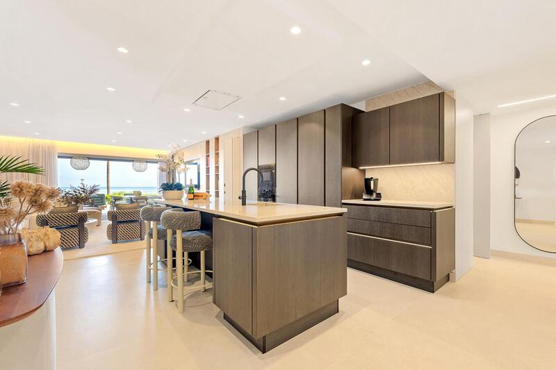 4 bedroom Apartment for sale