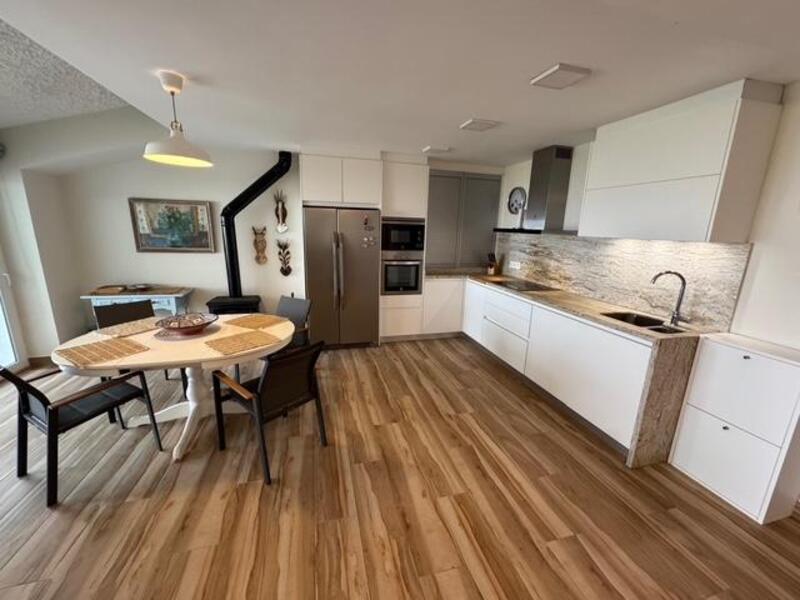5 bedroom Villa for sale