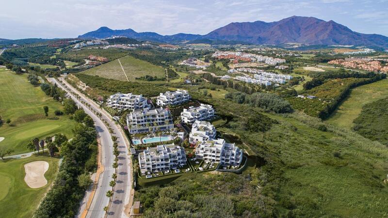 Apartamento en venta en Casares, Málaga