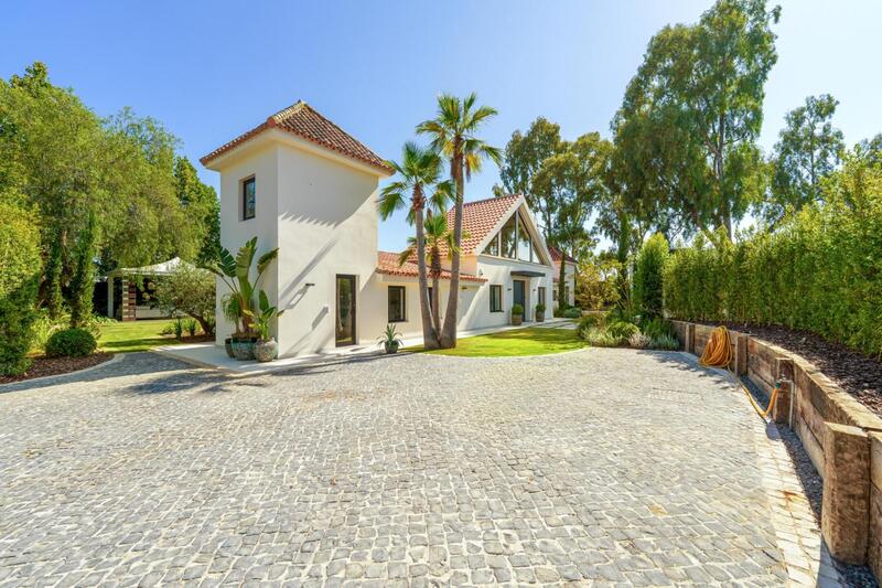 Villa zu verkaufen in Marbella, Málaga