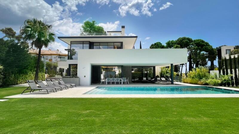 Villa till salu i Marbella, Málaga