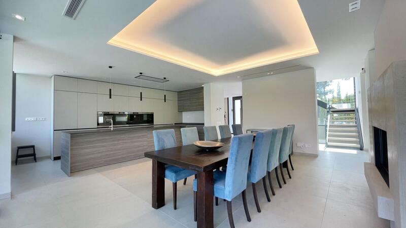 5 bedroom Villa for sale