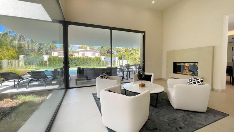 5 bedroom Villa for sale