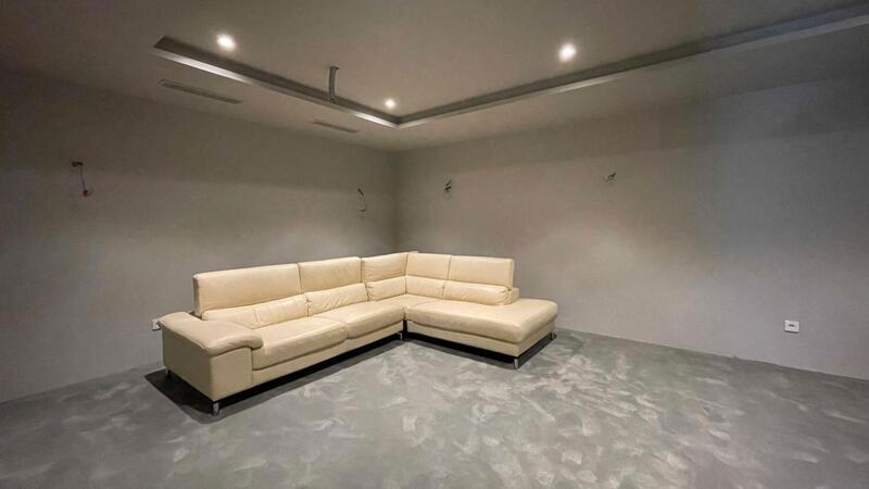 5 bedroom Villa for sale