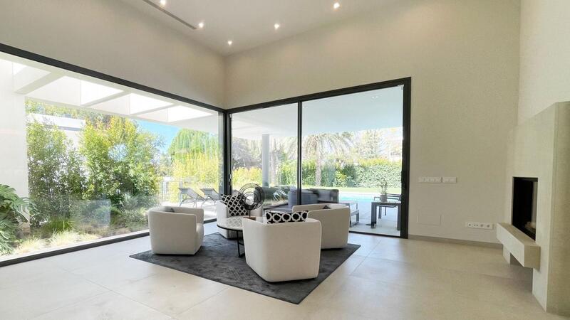 5 bedroom Villa for sale
