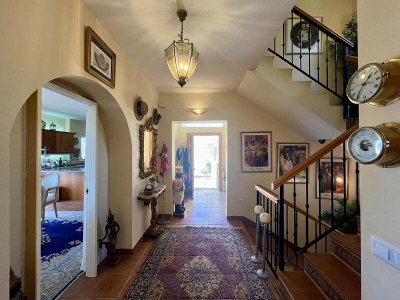 8 bedroom Country House for sale