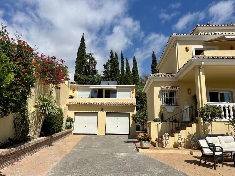 8 bedroom Country House for sale