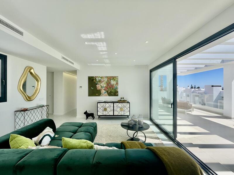 3 bedroom Apartment for sale