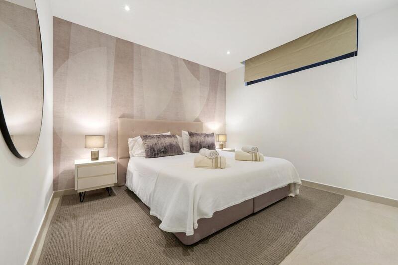 6 Cuarto Villa en venta