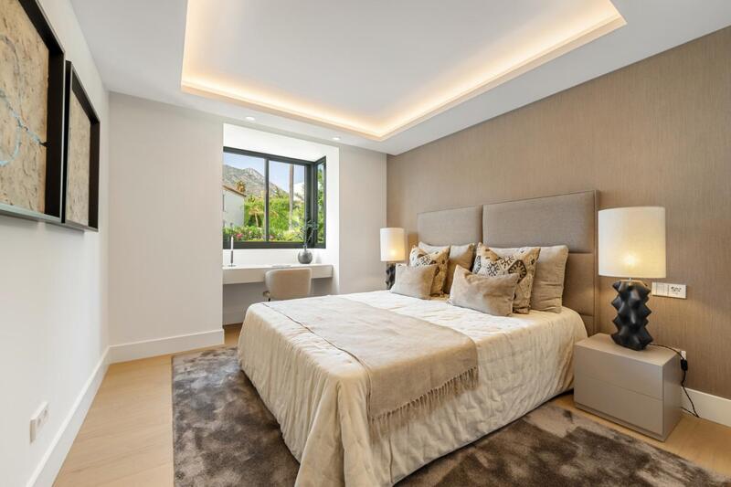 5 bedroom Villa for sale