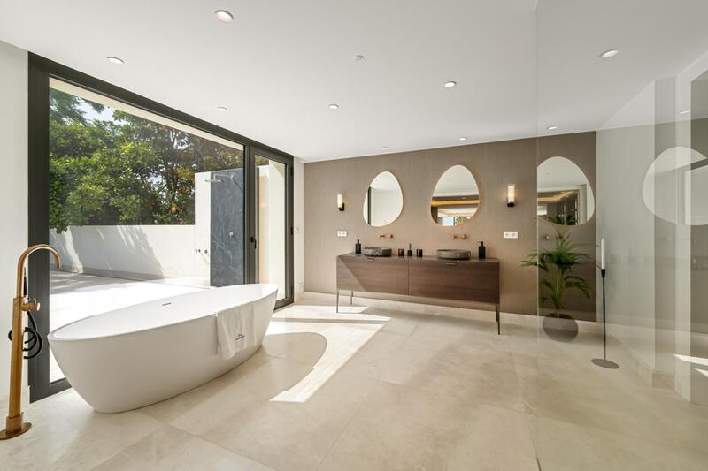 5 bedroom Villa for sale