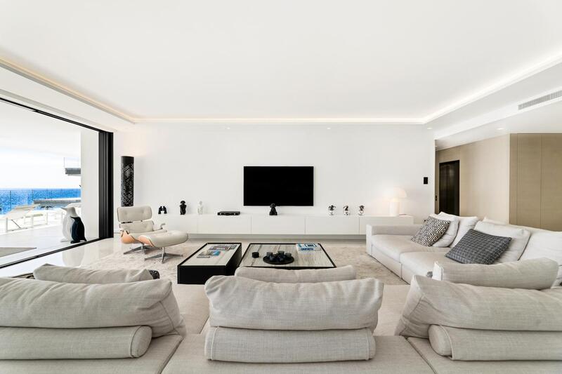 4 bedroom Apartment for sale