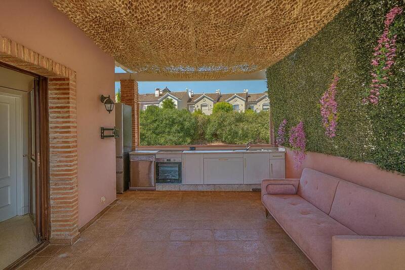 4 Schlafzimmer Villa zu verkaufen