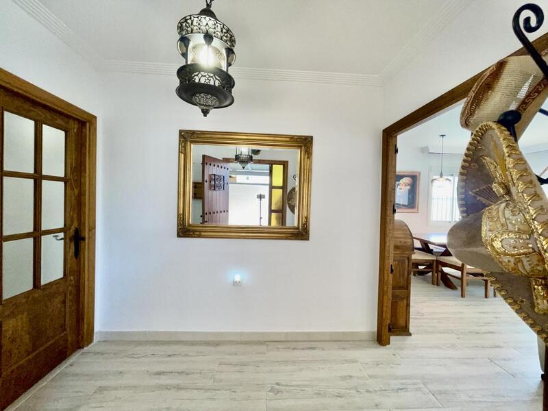 4 bedroom Villa for sale