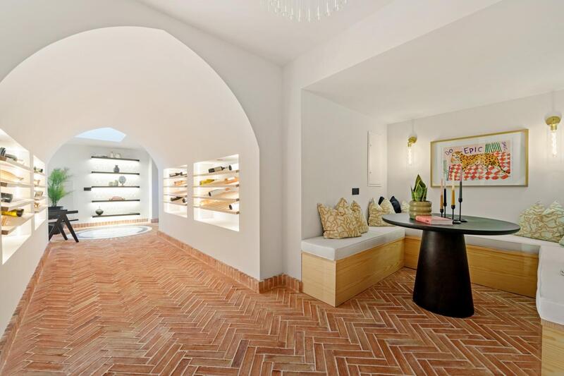 6 bedroom Villa for sale 6 bedroom Villa for sale