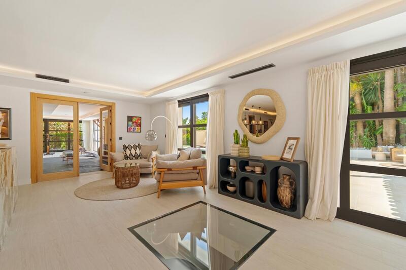 6 bedroom Villa for sale 6 bedroom Villa for sale
