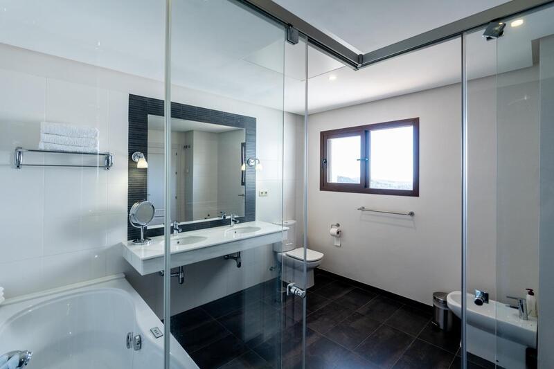 4 bedroom Villa for sale 4 bedroom Villa for sale