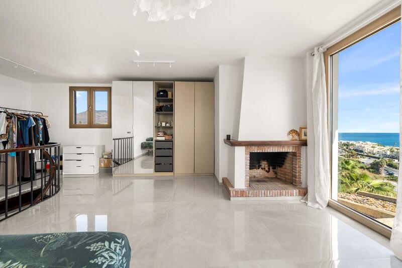 7 bedroom Villa for sale