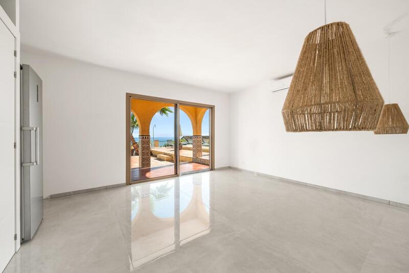 7 bedroom Villa for sale