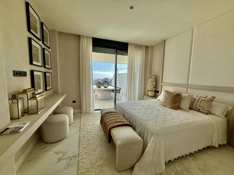 4 bedroom Apartment for sale