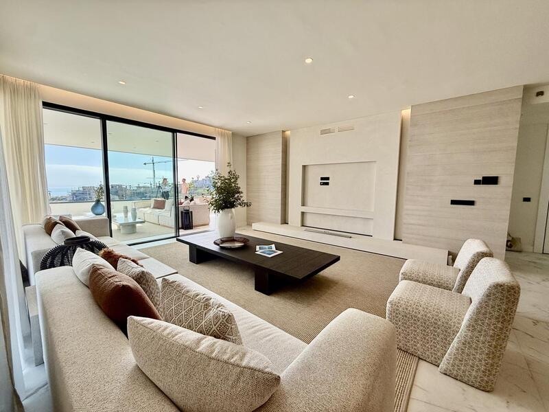 4 bedroom Apartment for sale