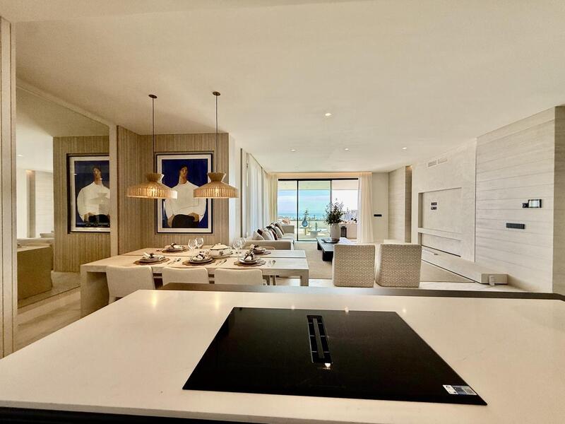 4 bedroom Apartment for sale